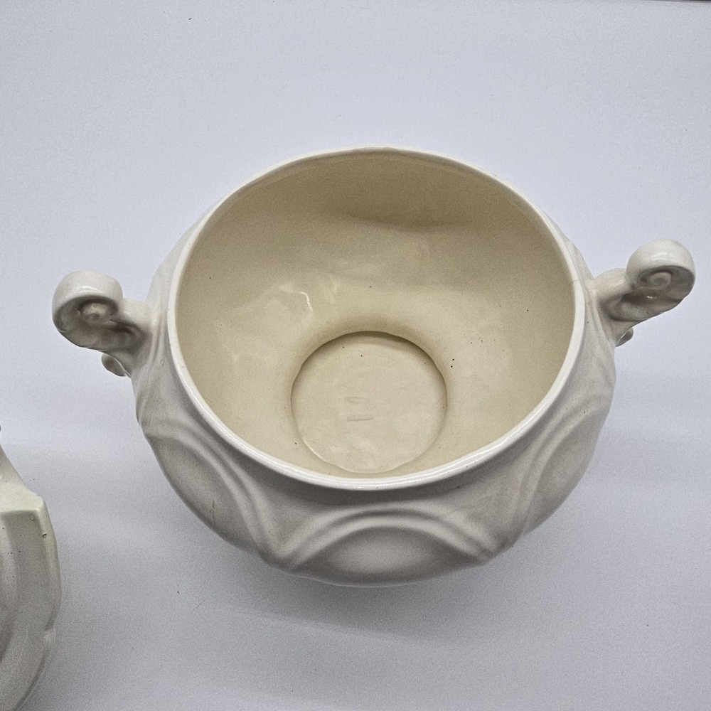 VTG Antique French Ivory Ceramic Lidded Serving Dish With Curved Handles - Picture 9 of 11